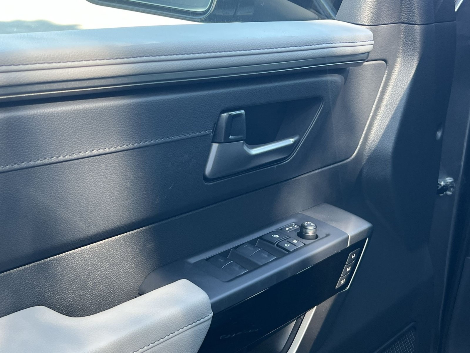 New 2026 Toyota Tundra Limited AWD/4WD image 10