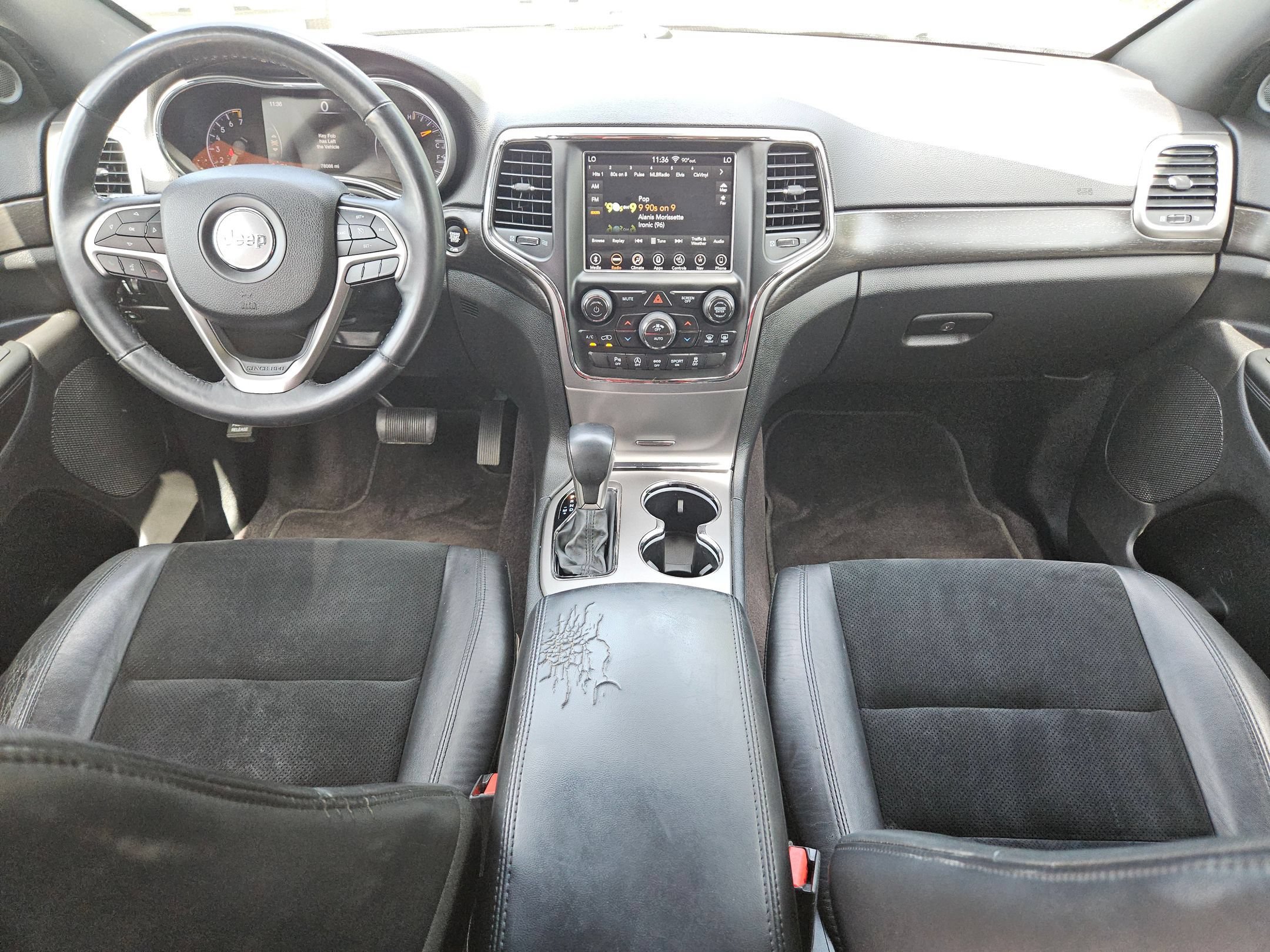 Used 2018 Jeep Grand Cherokee Altitude RWD image 16
