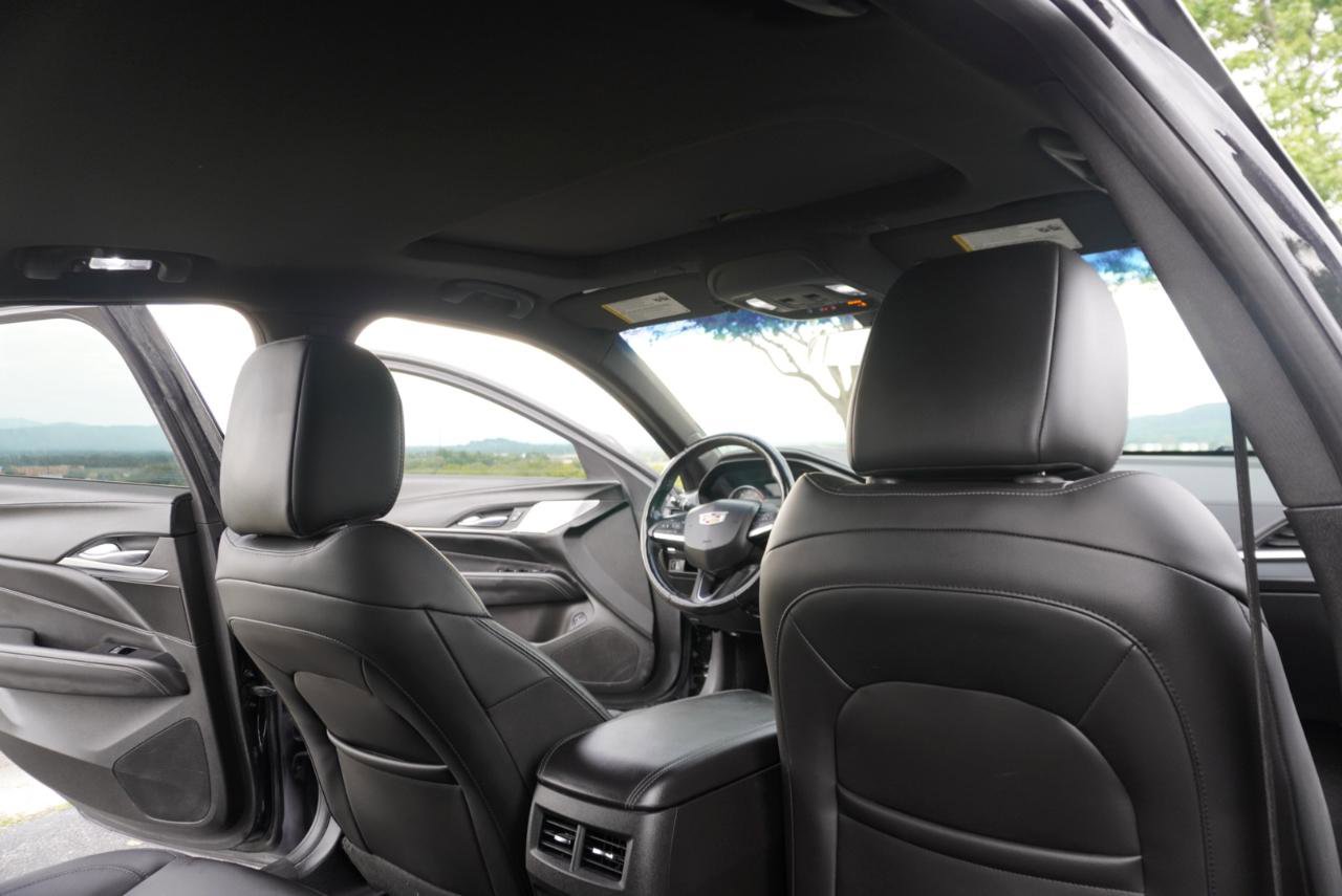 Used 2020 Cadillac CT4 Luxury w/ Sun And Sound Package RWD image 25