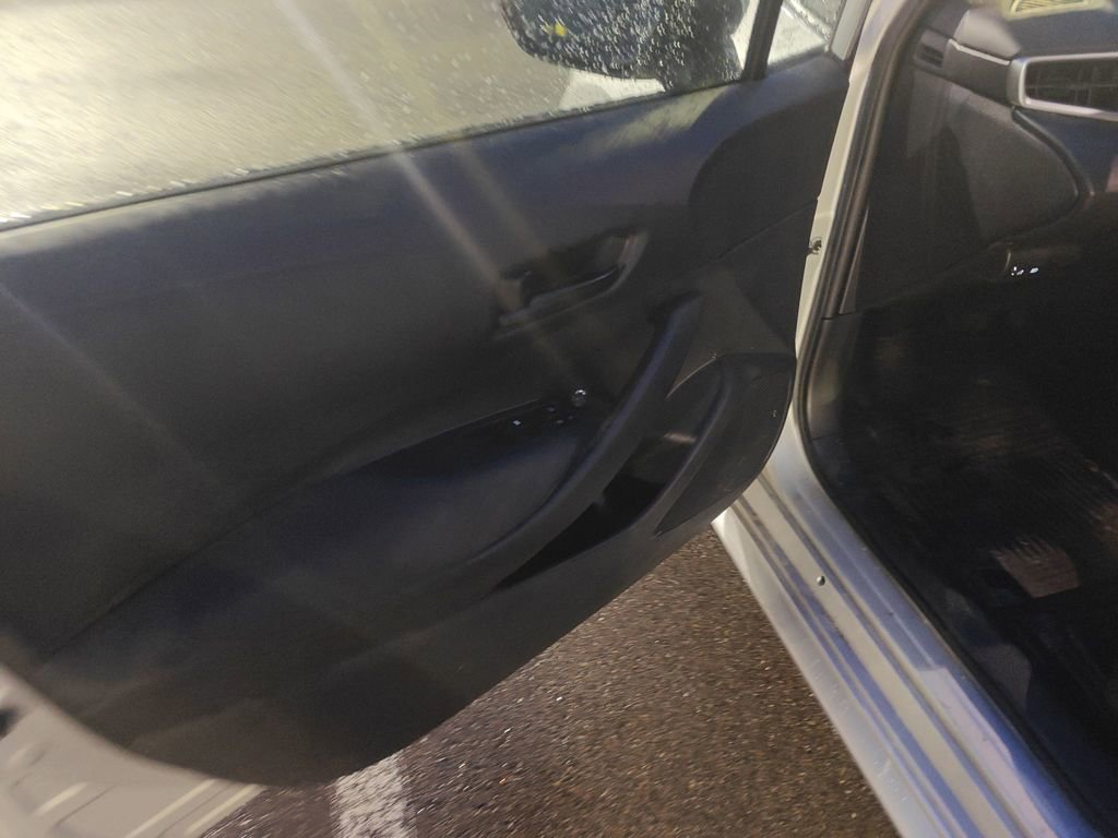 Used 2024 Toyota Corolla LE image 5