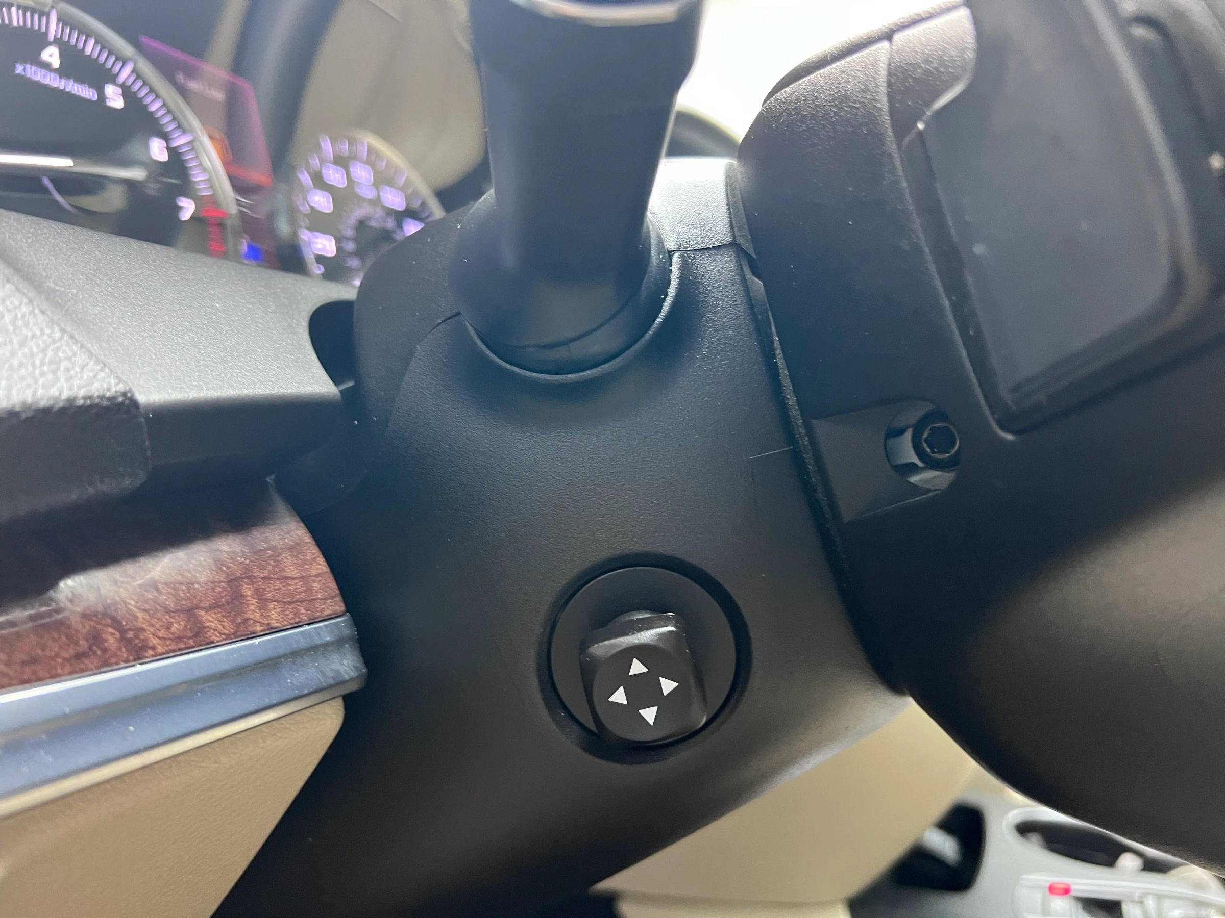 Used 2020 Acura MDX FWD image 35