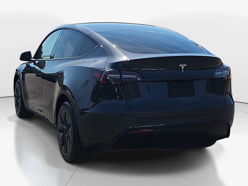 Used 2024 Tesla Model Y Long Range image 7