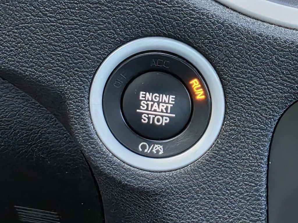 Used 2022 Dodge Charger R/T RWD image 24