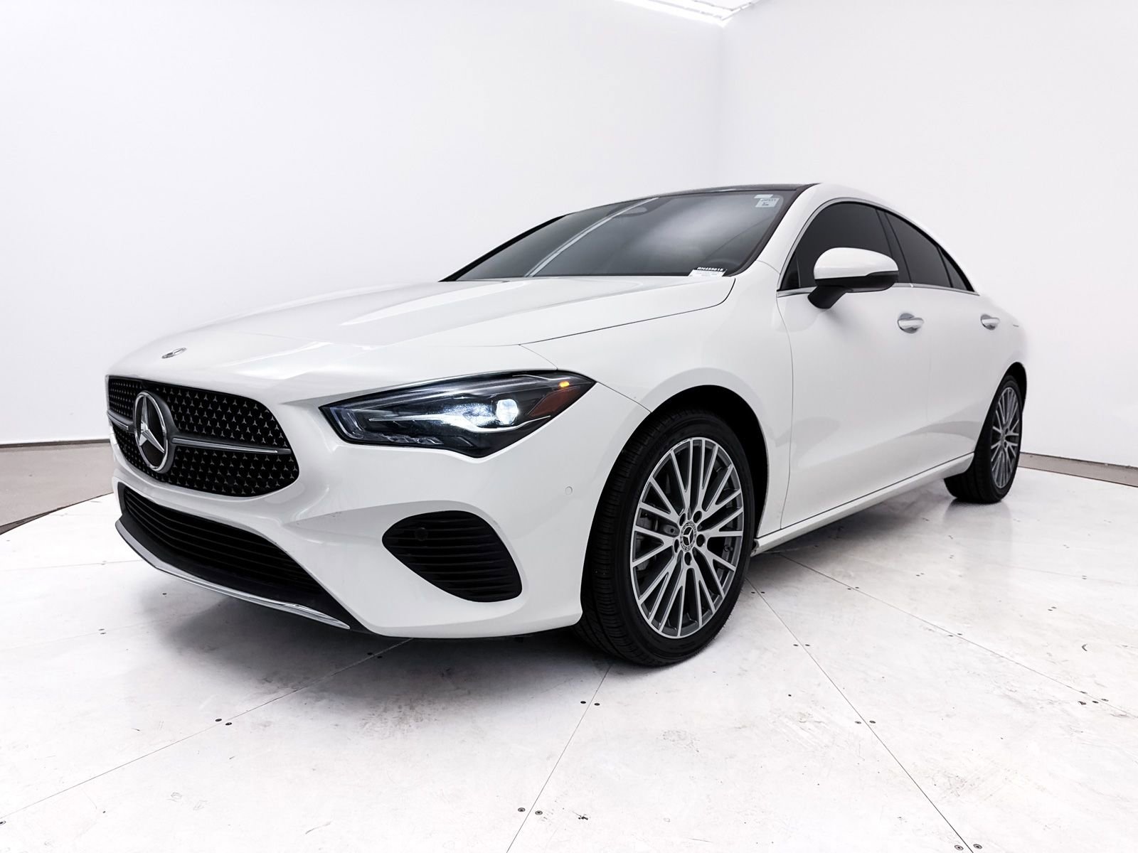 Used 2024 Mercedes-Benz CLA 250 4MATIC image 14