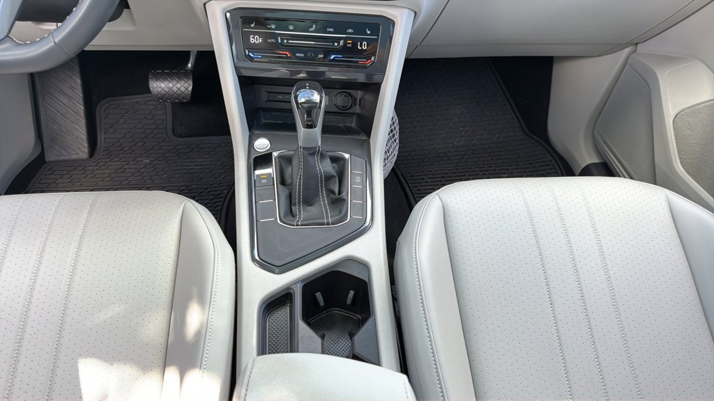 Used 2023 Volkswagen Tiguan SE FWD image 18