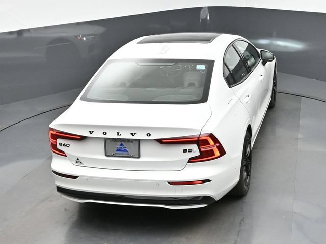 Used 2023 Volvo S60 B5 Ultimate w/ Climate Package FWD image 29