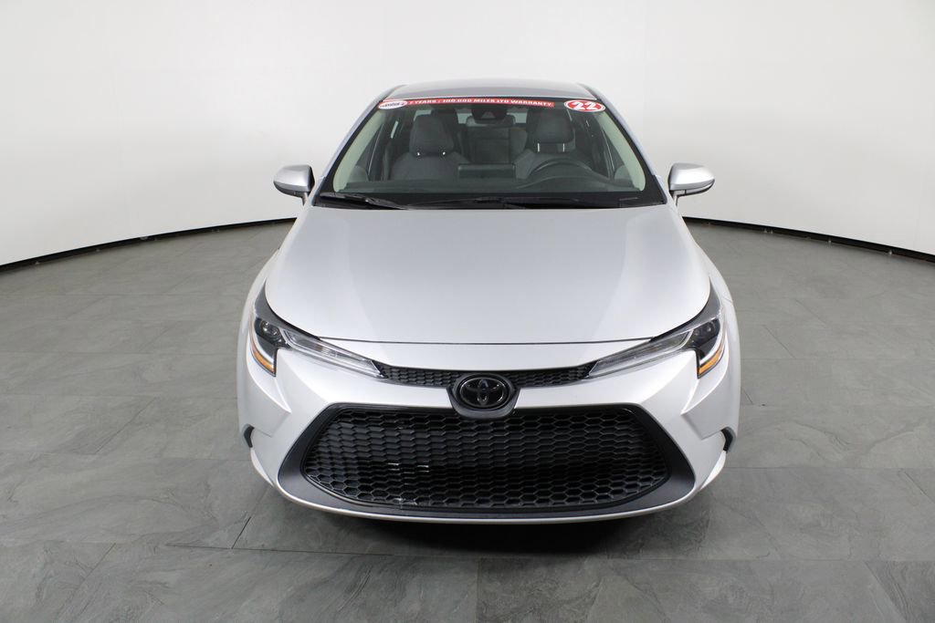 Used 2022 Toyota Corolla LE image 13