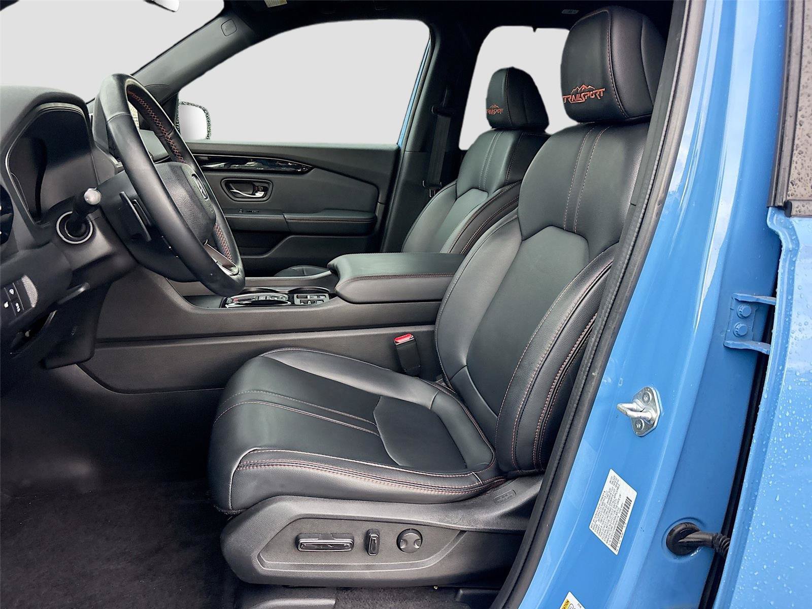 Certified 2023 Honda Pilot TrailSport image 23