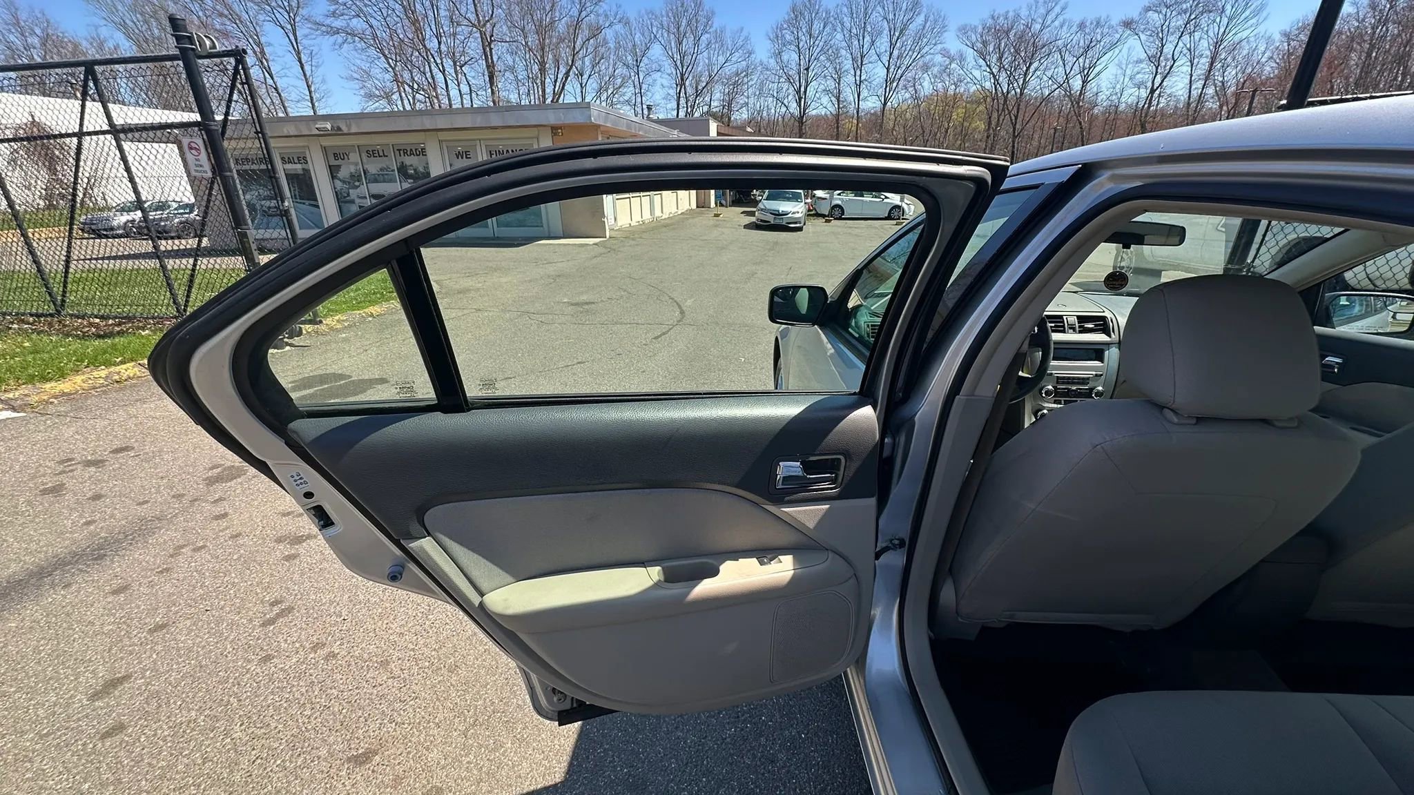 Used 2011 Ford Fusion S image 16