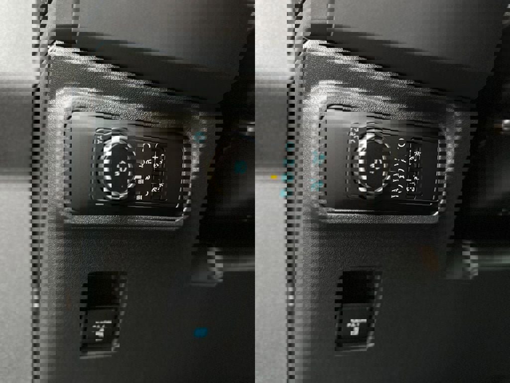 New 2025 Ford Bronco Outer Banks image 56