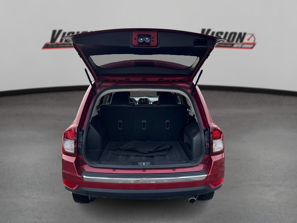 Used 2017 Jeep Compass High Altitude image 11