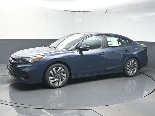 Used 2025 Subaru Legacy Limited w/ Popular Package #2 image 4