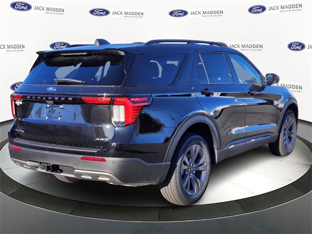 New 2026 Ford Explorer Active w/ Active Comfort Package image 5