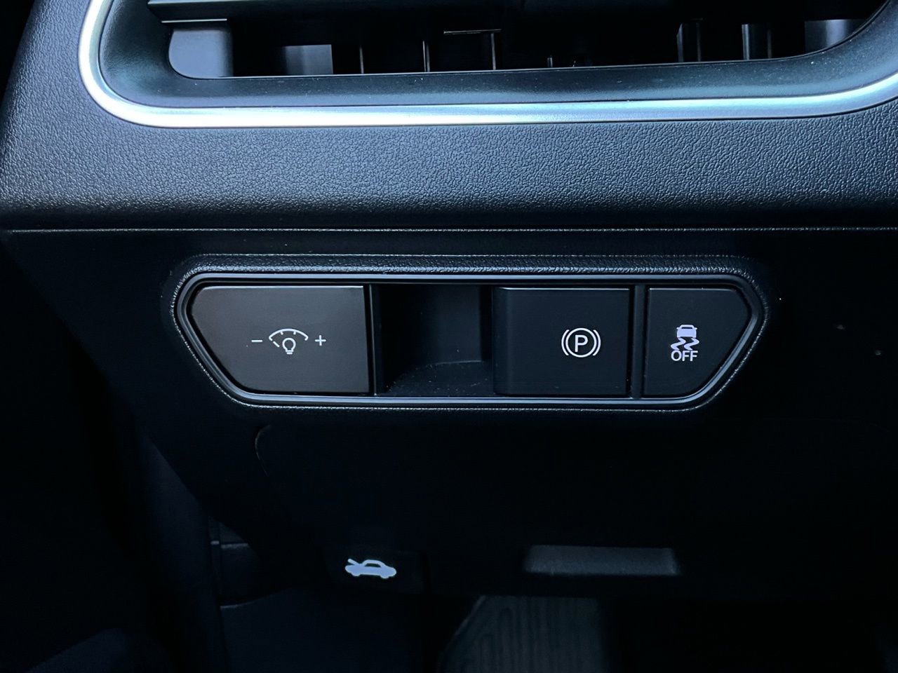 Used 2025 Kia K4 LXS image 21