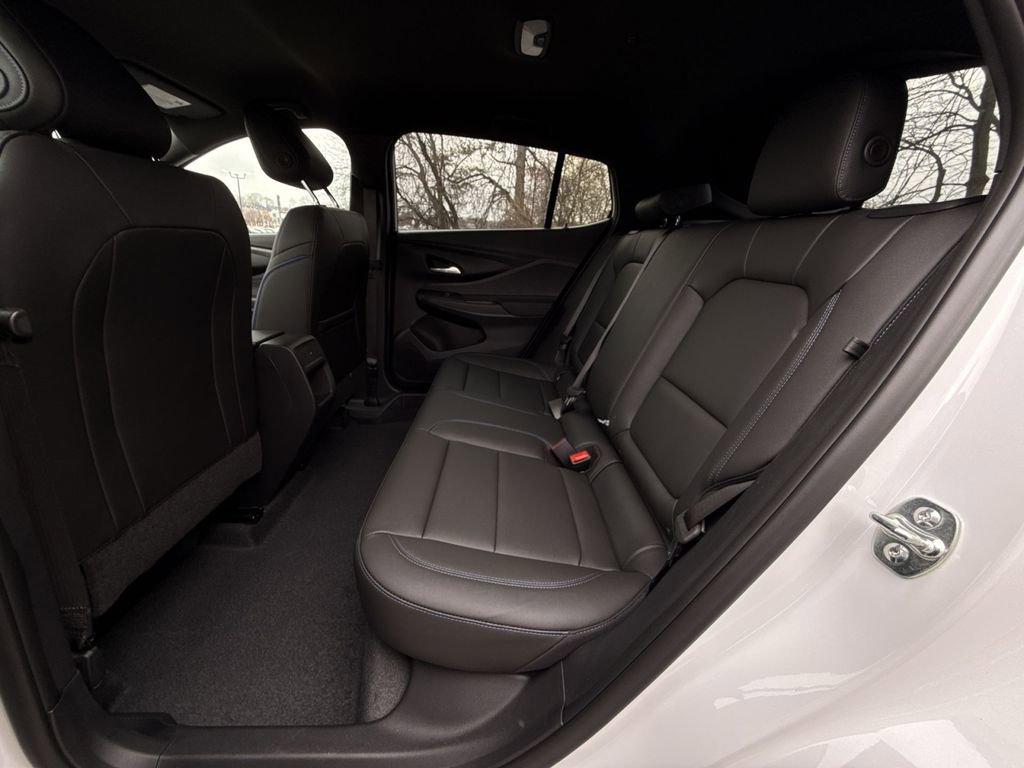 New 2026 Buick Envista Sport Touring w/ Convenience I Package FWD image 23