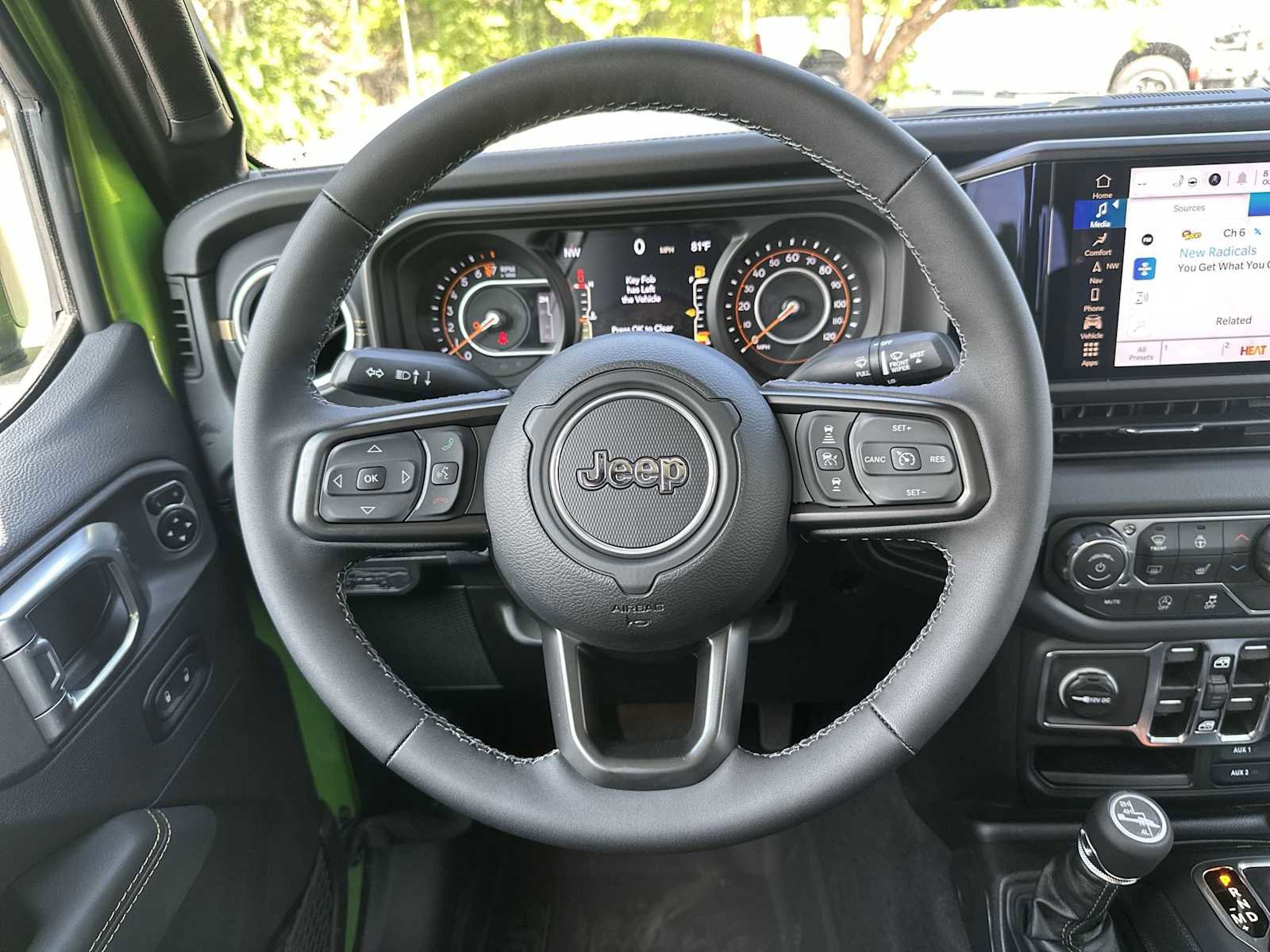 New 2025 Jeep Gladiator Sport image 11