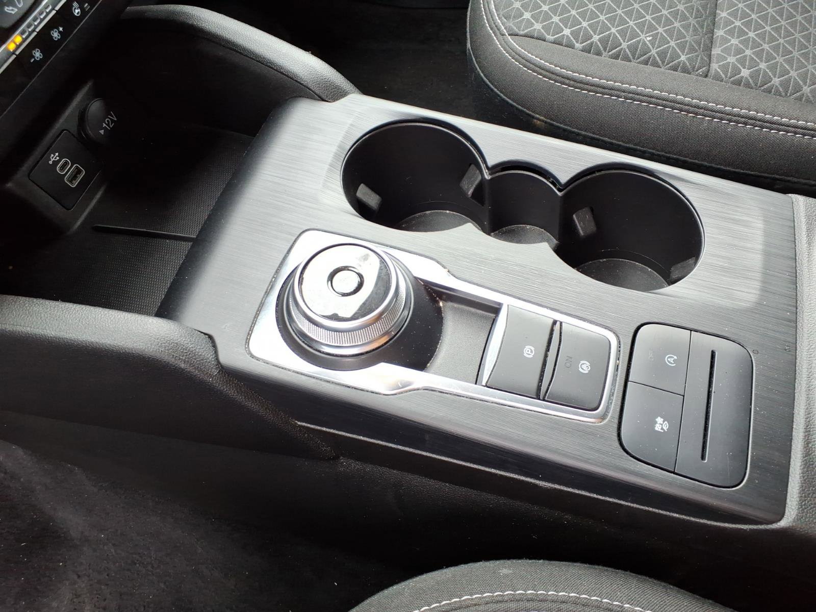 Used 2024 Ford Escape Active image 15