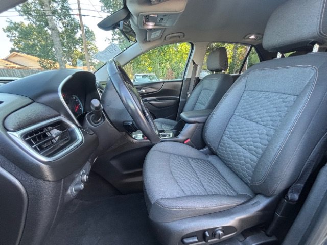 Used 2018 Chevrolet Equinox LT AWD/4WD image 11