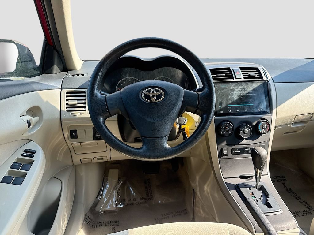 Used 2013 Toyota Corolla L FWD image 17