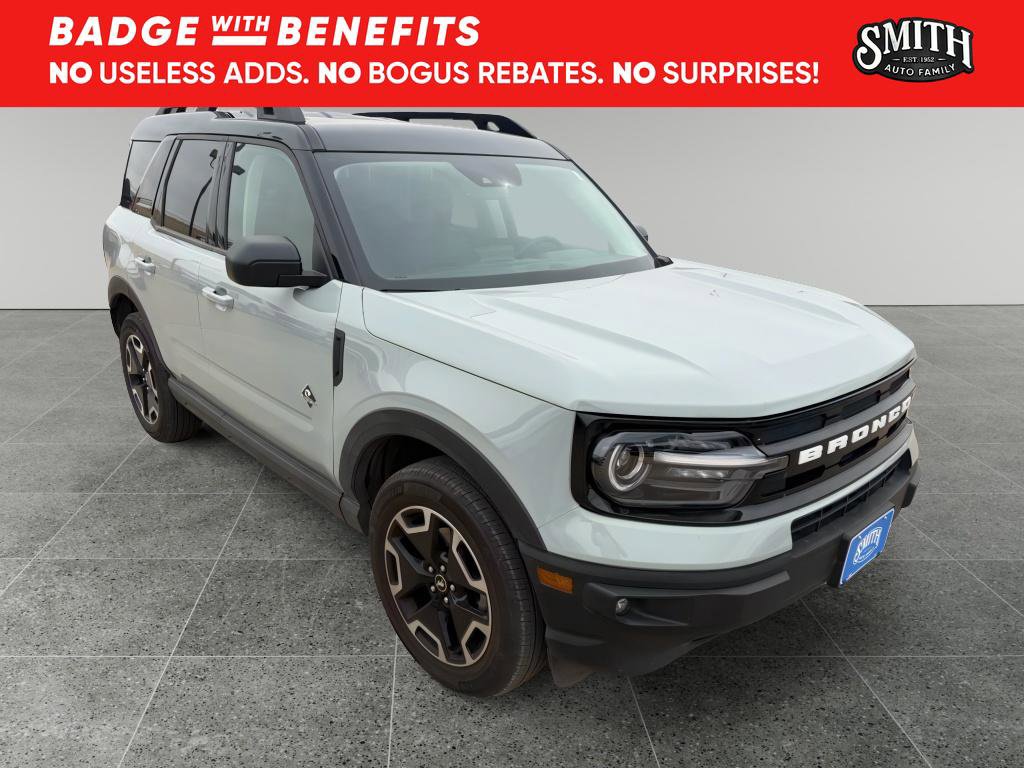 Used 2022 Ford Bronco Sport Outer Banks w/ Tech Package AWD/4WD image 1