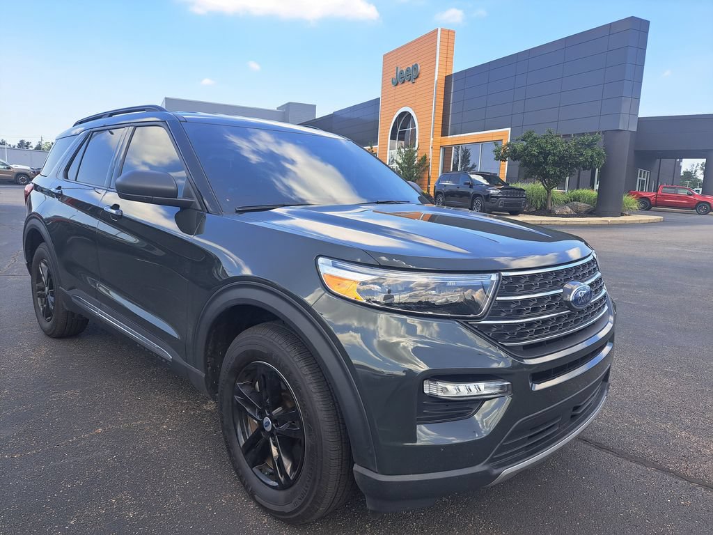 Used 2022 Ford Explorer XLT w/ Equipment Group 202A AWD/4WD image 20