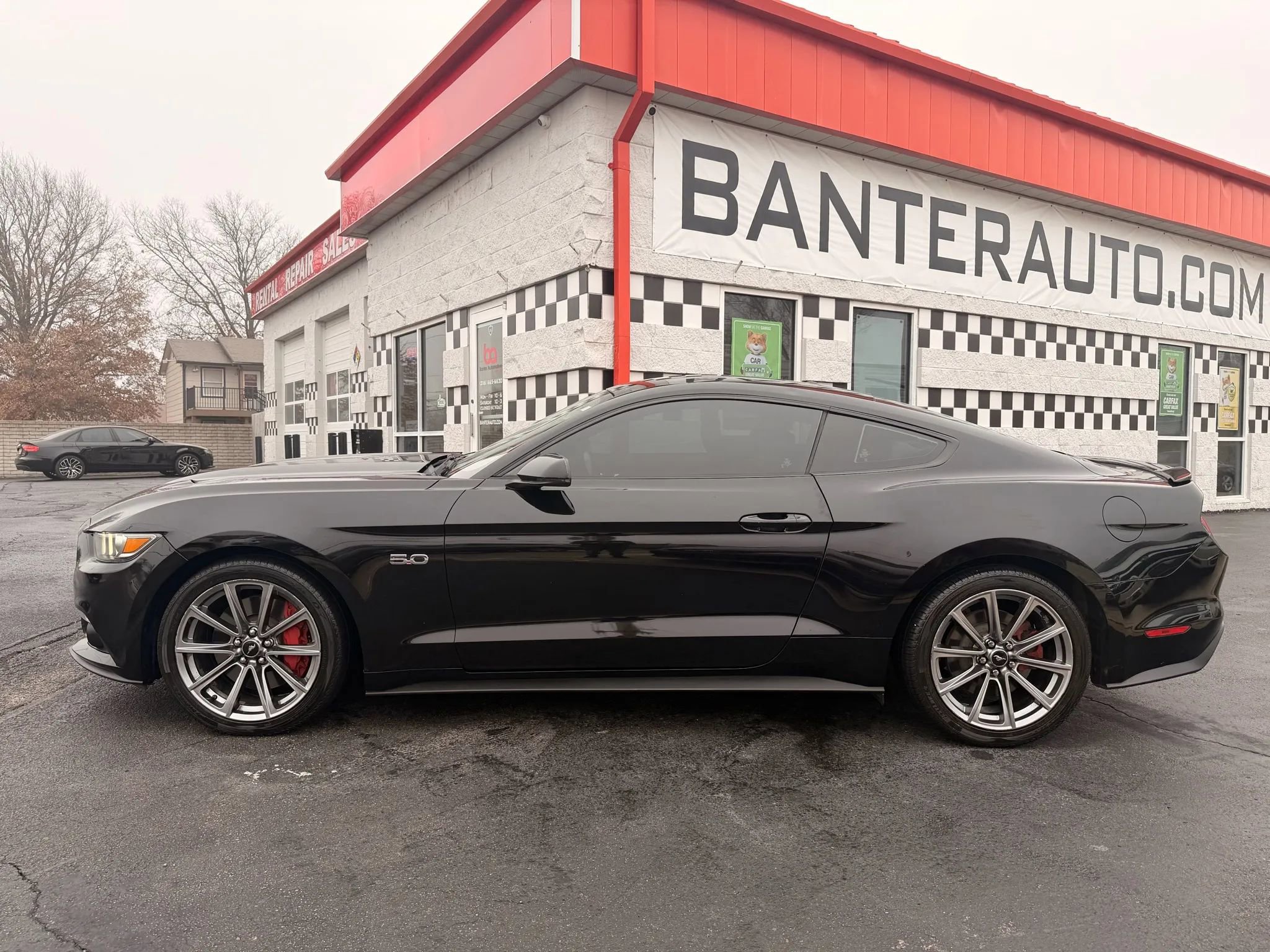 Used 2015 Ford Mustang GT Premium image 2