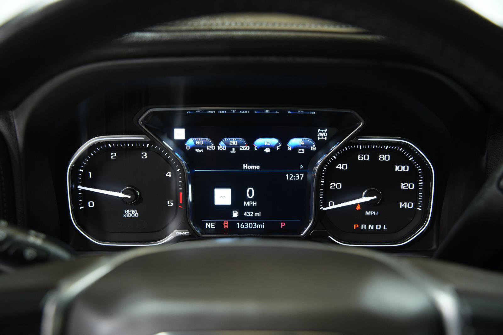 Used 2022 GMC Sierra 3500 Denali w/ Technology Package image 32