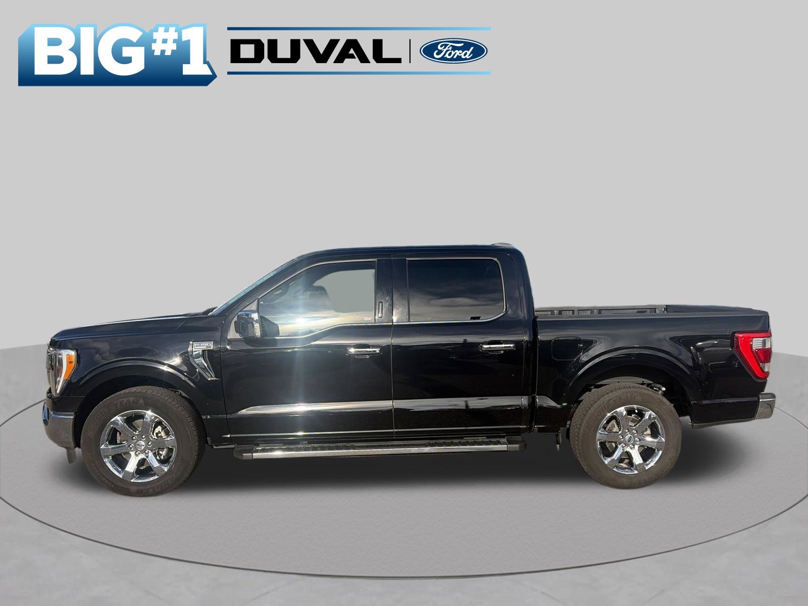 Used 2023 Ford F150 Lariat w/ Trailer Tow Package RWD image 5