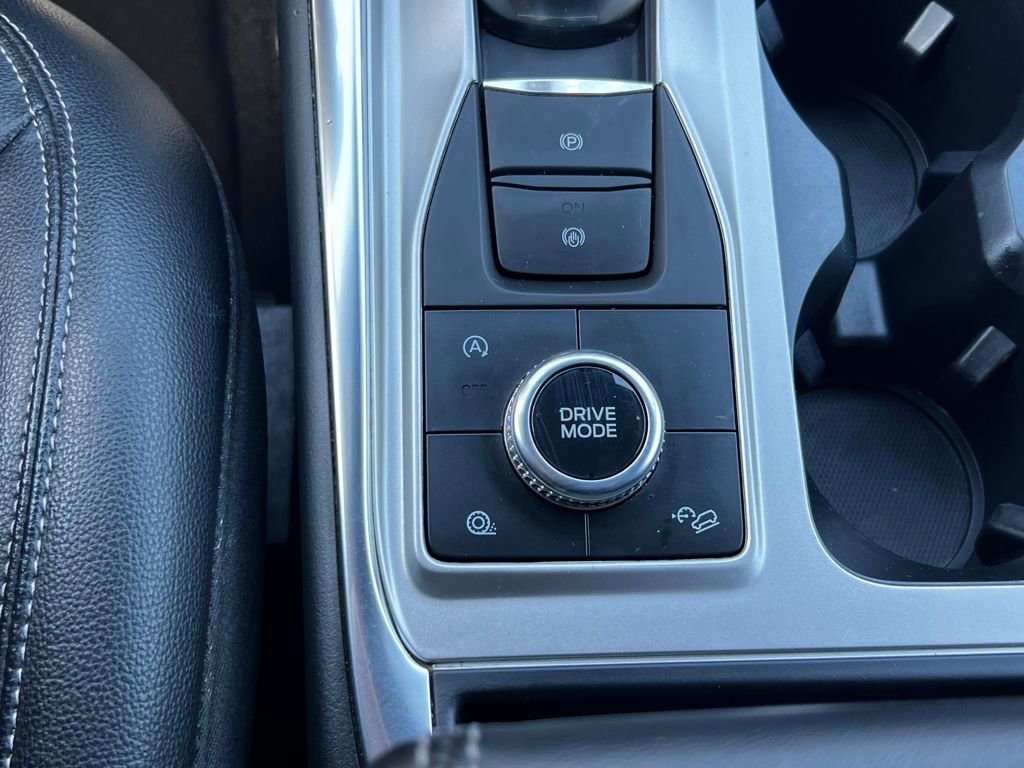 Used 2020 Ford Explorer XLT w/ Equipment Group 202A image 34