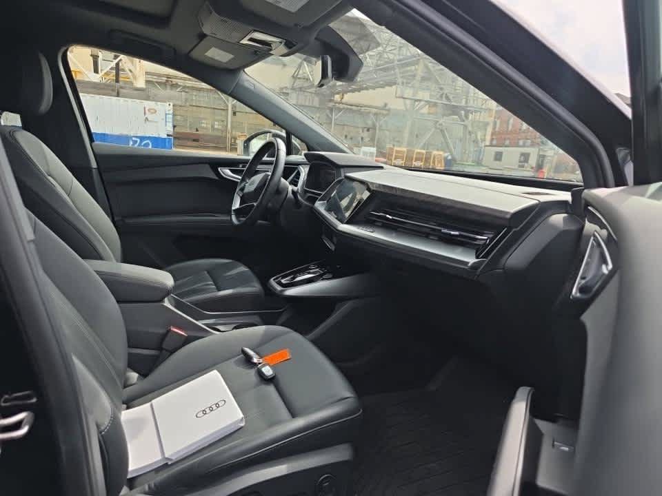 Used 2023 Audi Q4 e-tron Premium w/ Convenience Package AWD/4WD image 12