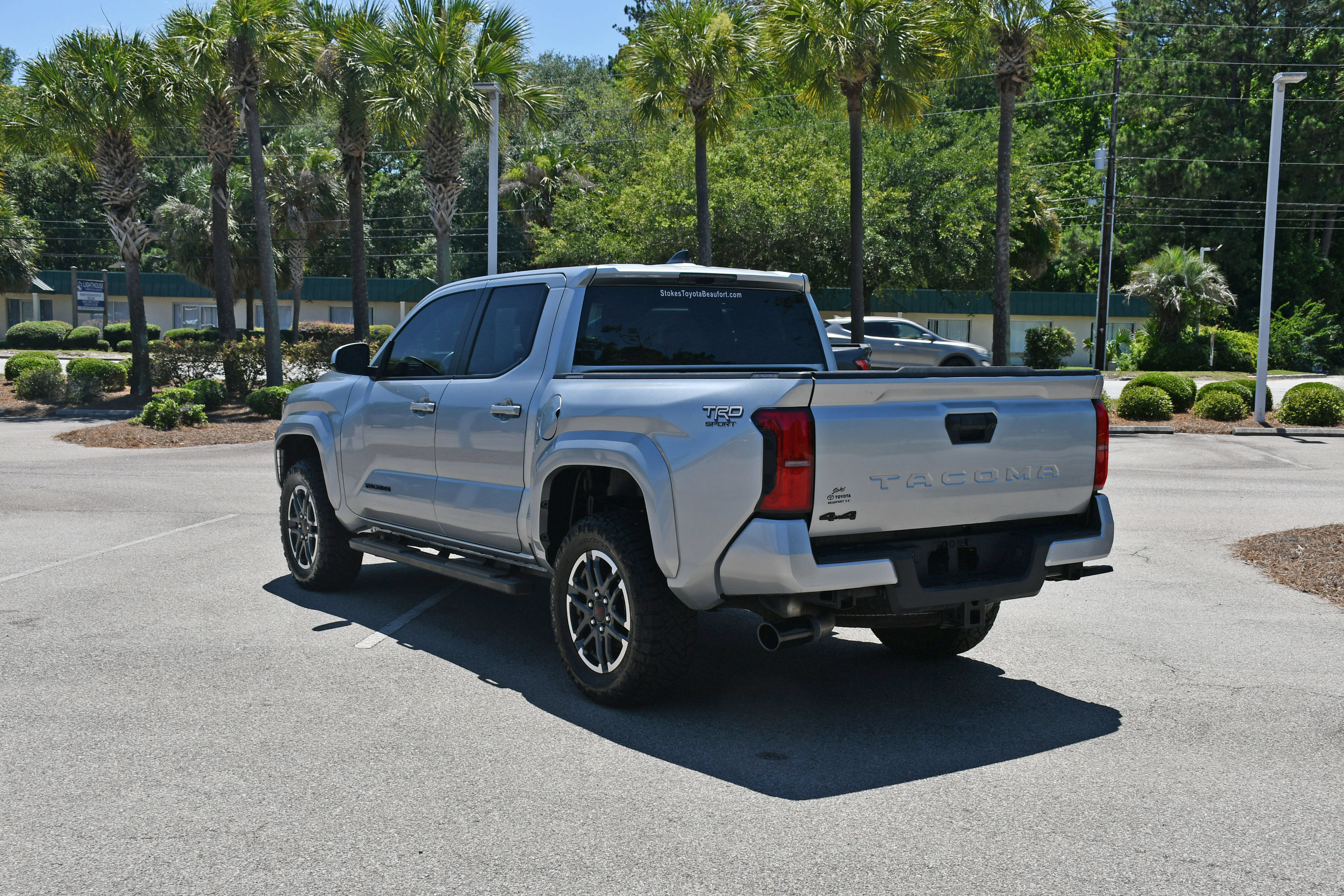 Certified 2025 Toyota Tacoma TRD Sport AWD/4WD image 4