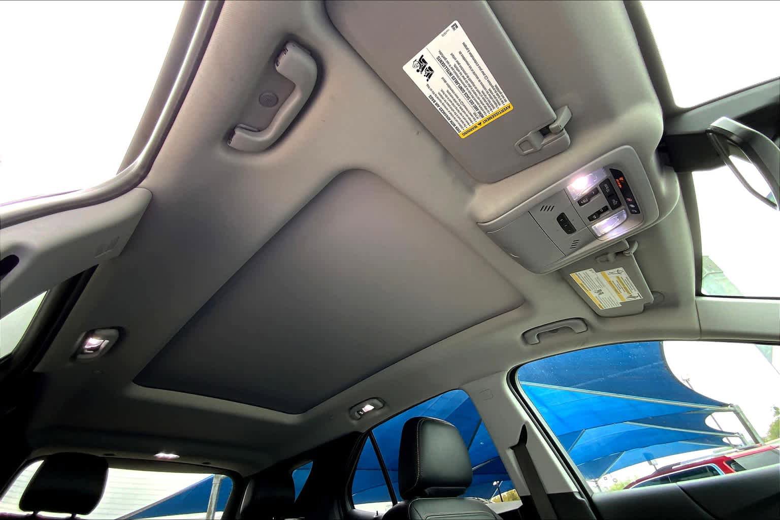 Used 2021 Chevrolet Equinox Premier FWD image 14