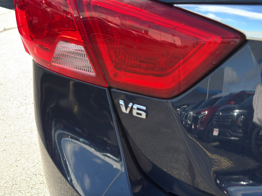 Used 2015 Chevrolet Impala LTZ FWD image 8