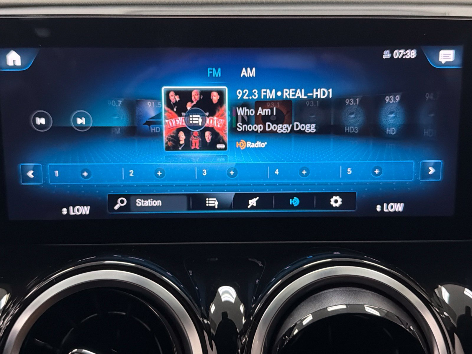Certified 2022 Mercedes-Benz GLB 250 image 33