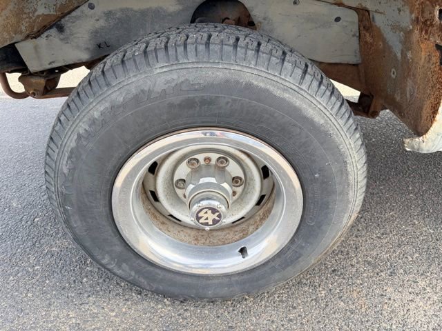 Used 1990 Chevrolet Suburban 4WD image 12