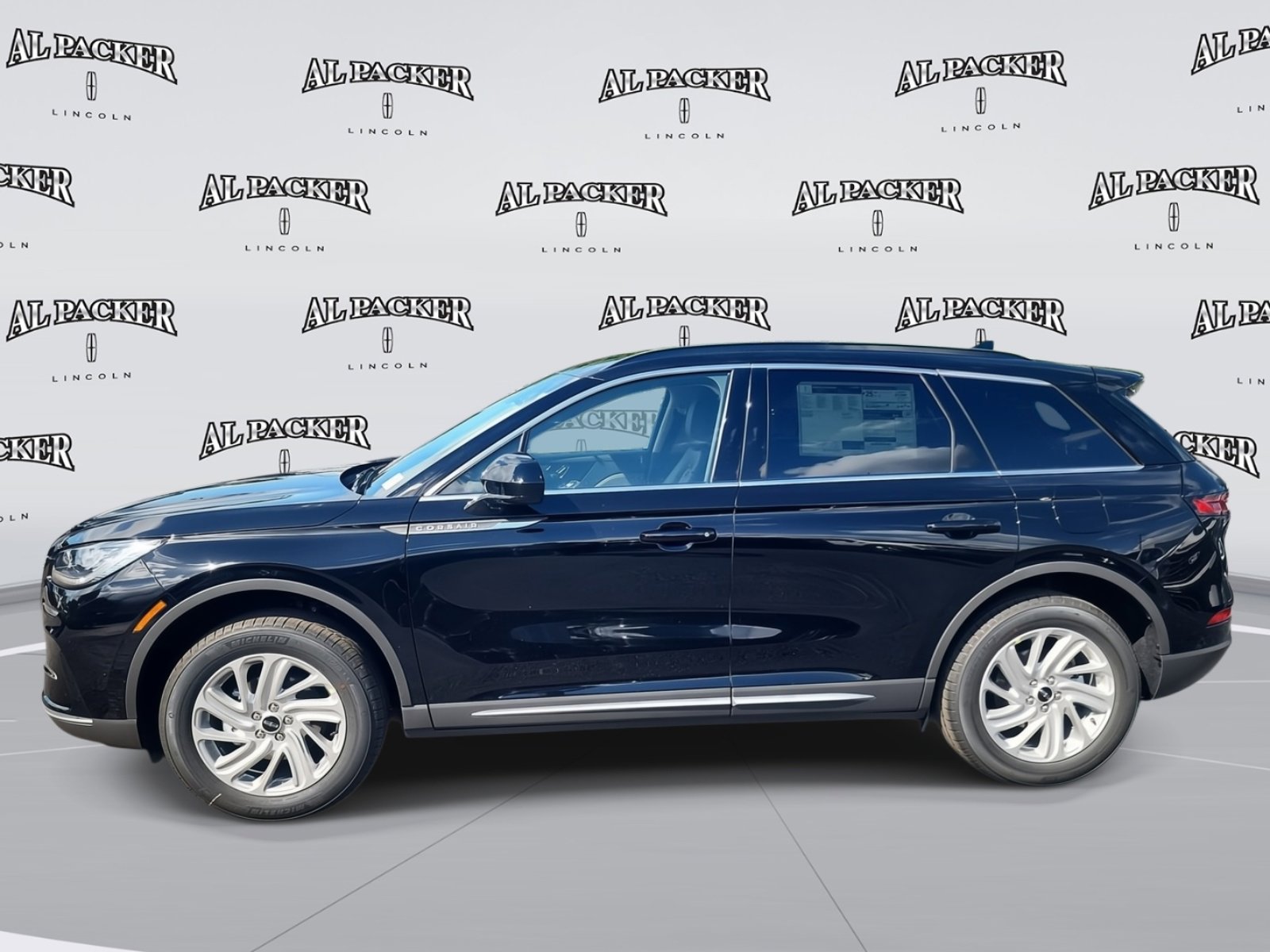 New 2026 Lincoln Corsair Premiere image 2