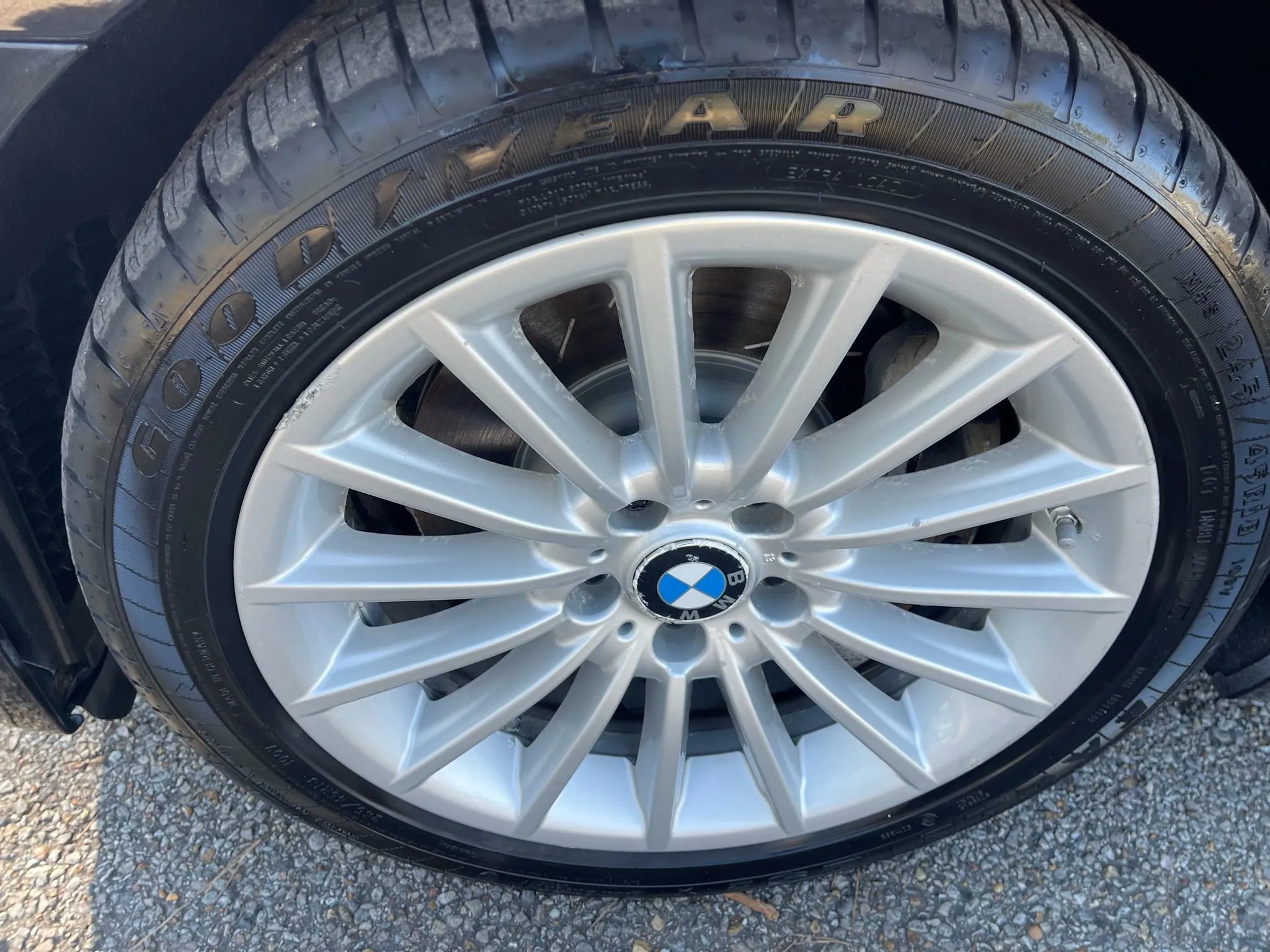 Used 2012 BMW 535i xDrive Sedan AWD/4WD image 9