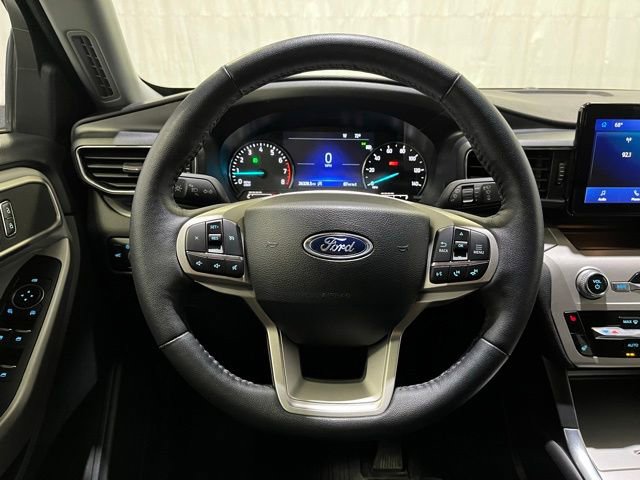 Used 2024 Ford Explorer XLT w/ Equipment Group 202A AWD/4WD image 20