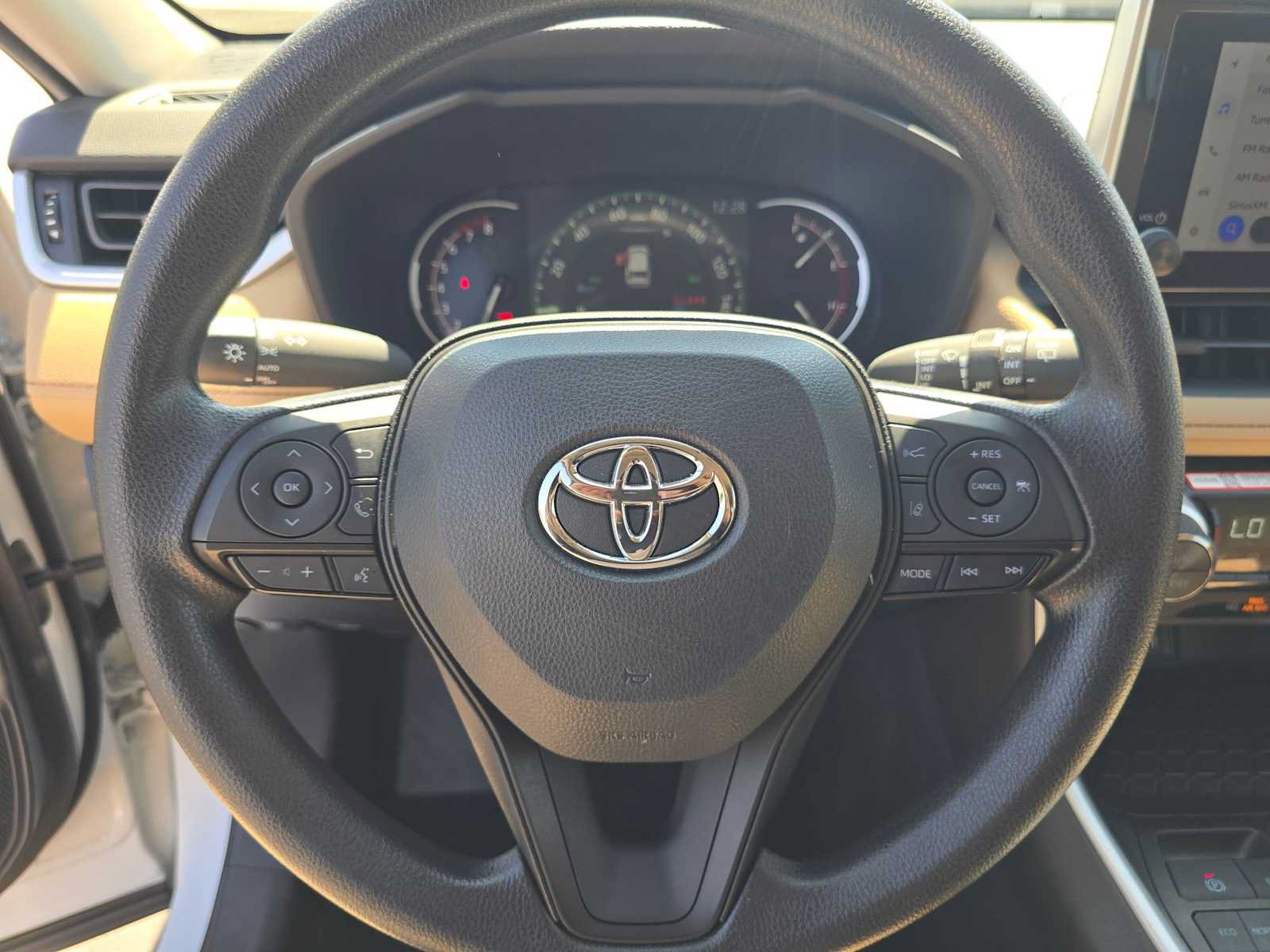 Certified 2025 Toyota RAV4 XLE FWD image 22