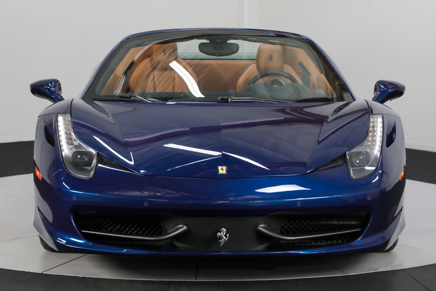 Used 2015 Ferrari 458 Spider RWD image 10