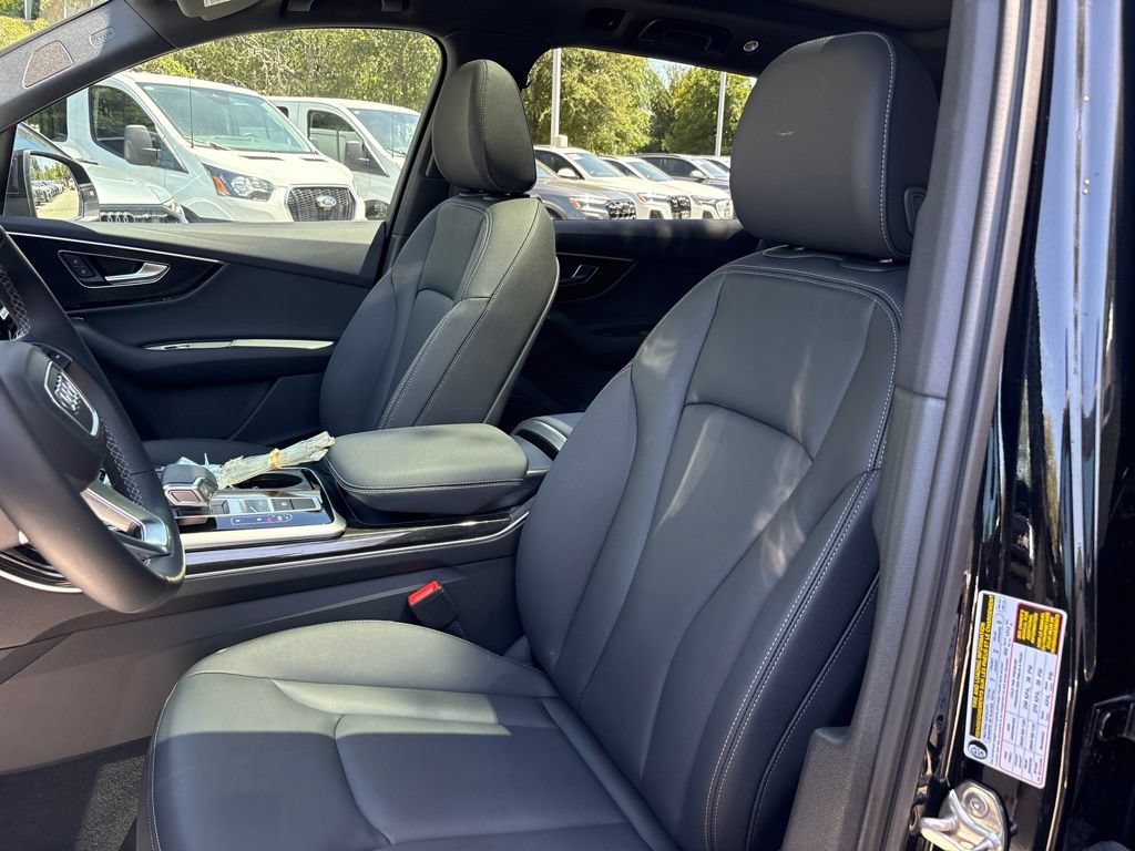 Certified 2026 Audi Q7 2.0T Premium w/ Convenience Plus Package AWD/4WD image 13