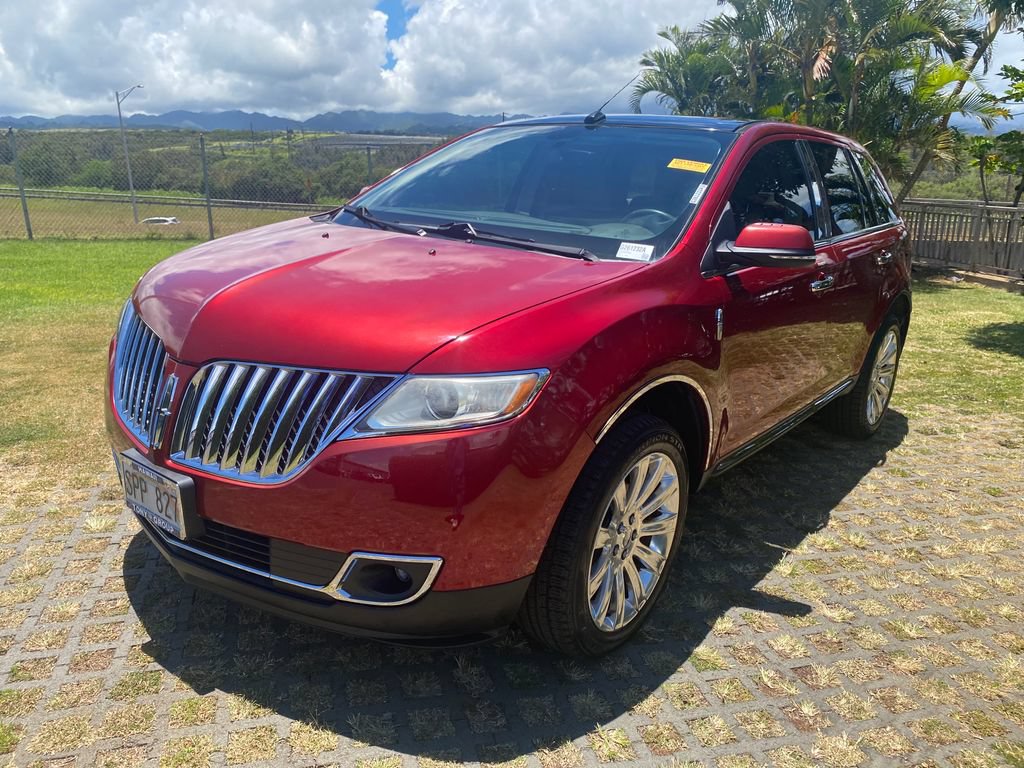 Used 2014 Lincoln MKX FWD w/ Equipment Group 102A image 3
