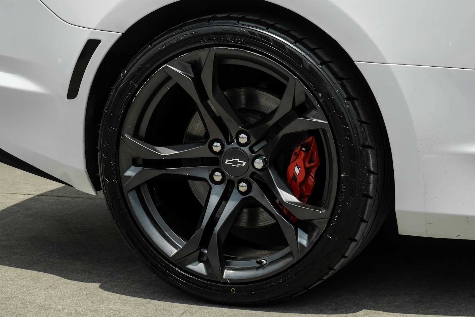 Used 2021 Chevrolet Camaro SS RWD image 45