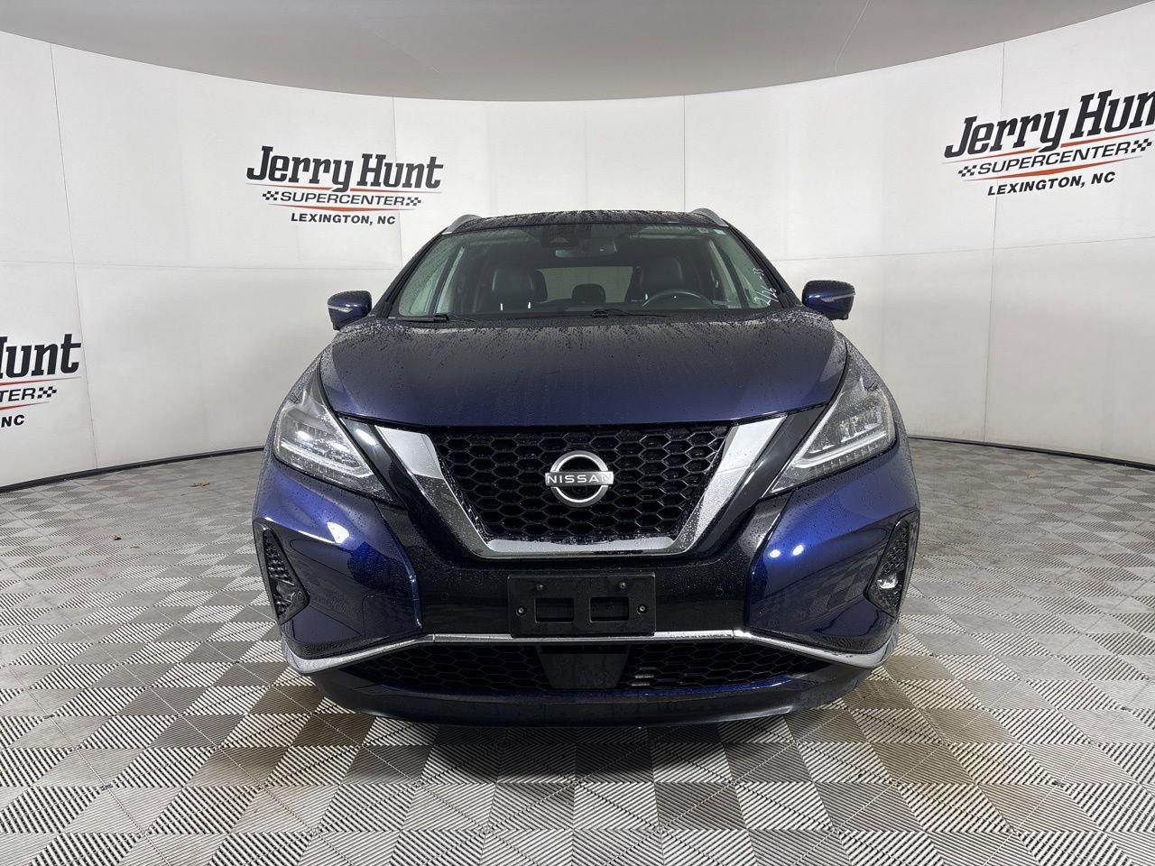 Used 2023 Nissan Murano Platinum w/ Cargo Package image 2