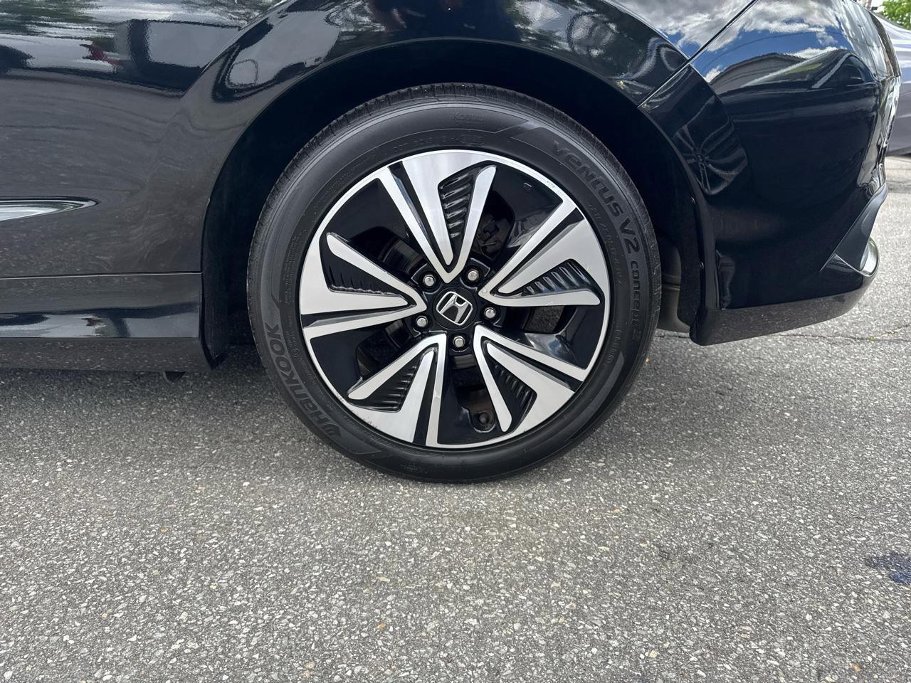 Used 2017 Honda Civic EX-T image 17