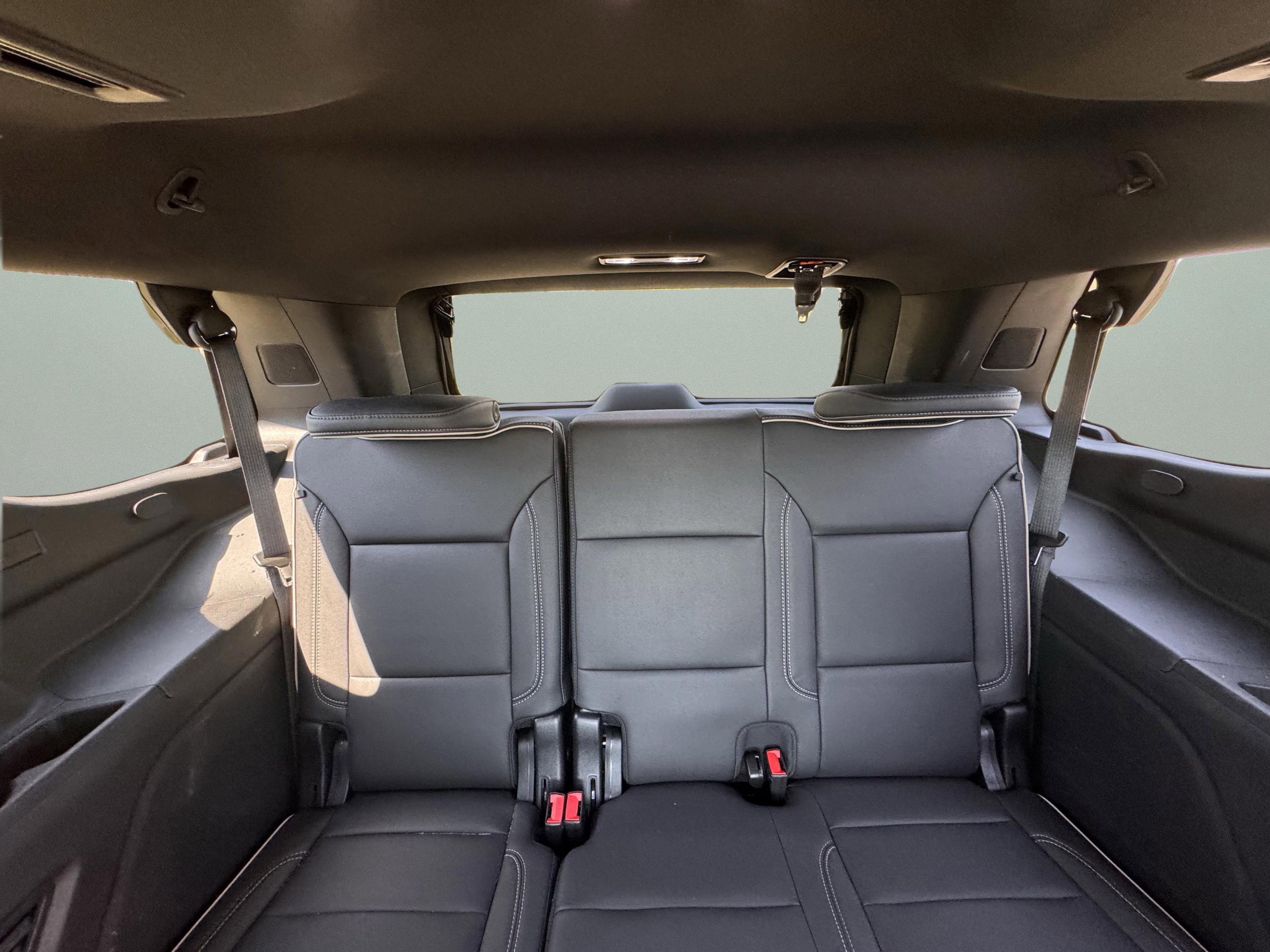 Used 2023 Chevrolet Tahoe Premier w/ Advanced Technology Package image 24