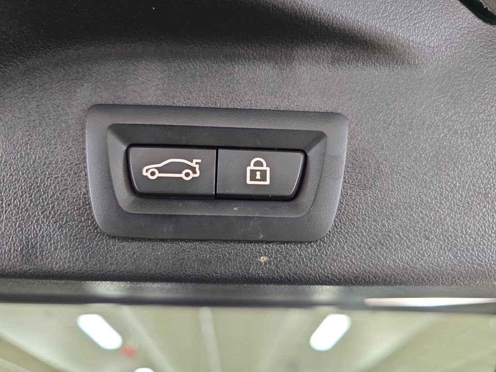 Used 2023 BMW X5 sDrive40i w/ Premium Package image 31