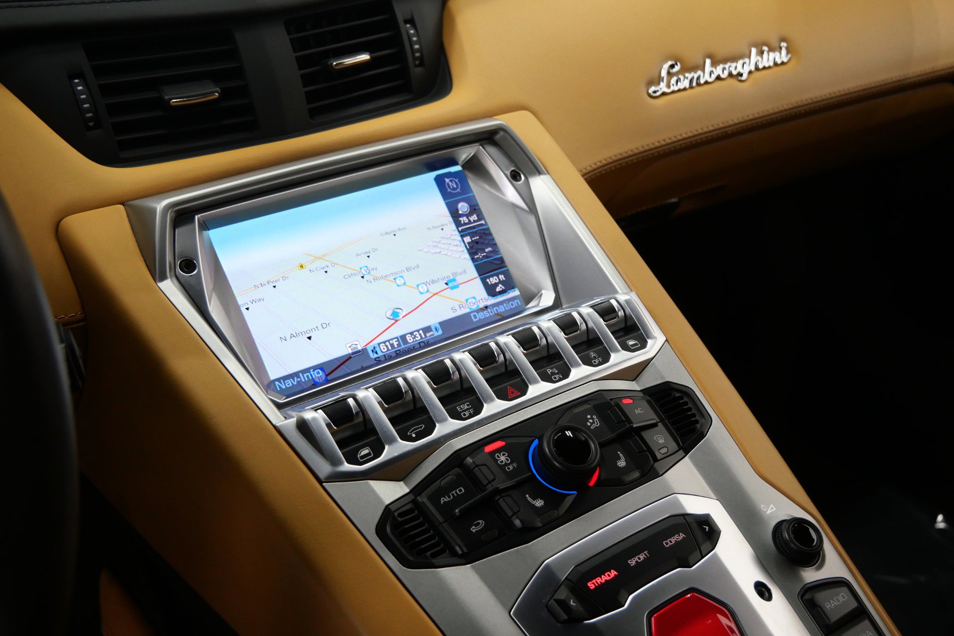 Used 2014 Lamborghini Aventador LP 700-4 image 16