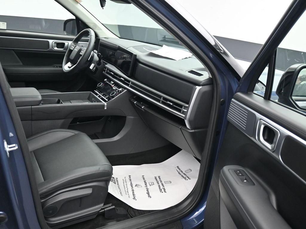 Used 2025 Hyundai Santa Fe XRT image 14