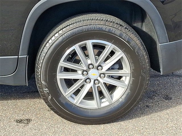 Used 2022 Chevrolet Traverse LT image 27